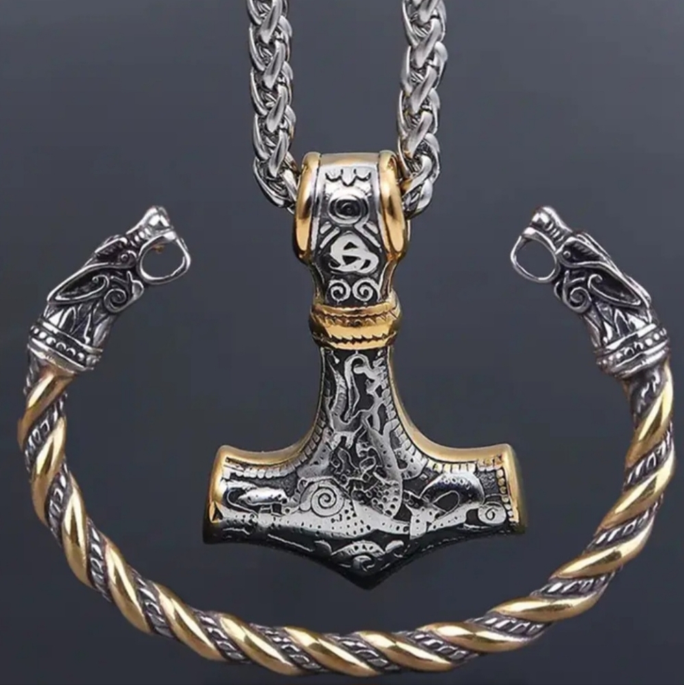 New! MEN'S Viking Nordic Thor's Hammer & Wolf Bracelet & Necklace Set.